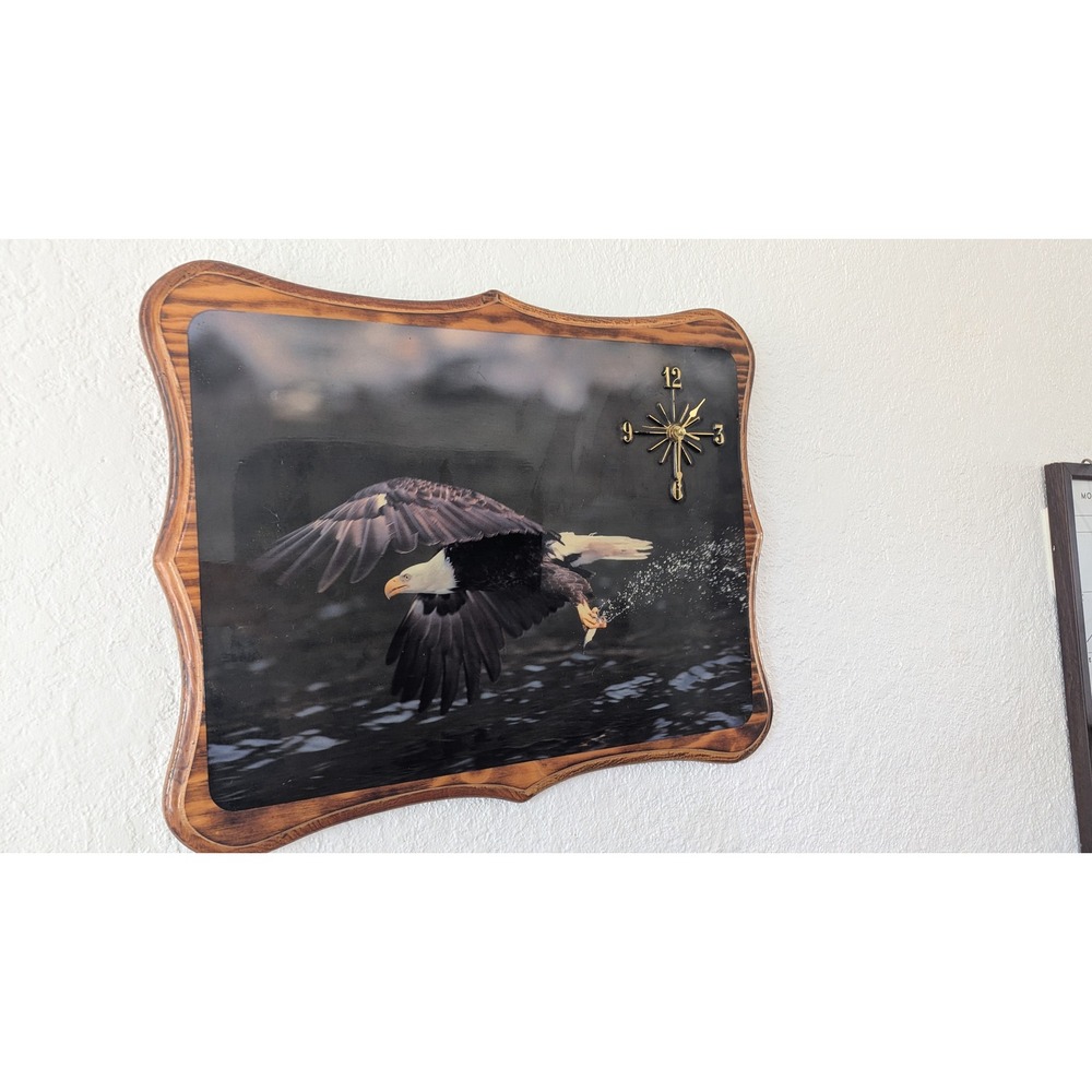 Vintage Bald Eagle Wood Wall Clock Glossy Resin Rustic Cabin Decor 18in